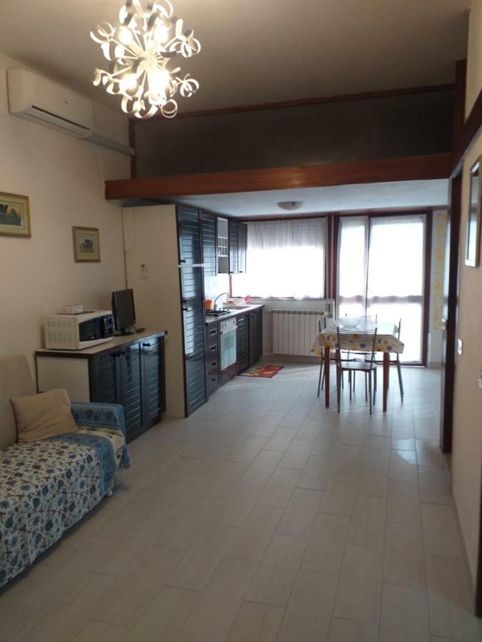 Appartamento Marina Marina Di Carrara Exterior foto